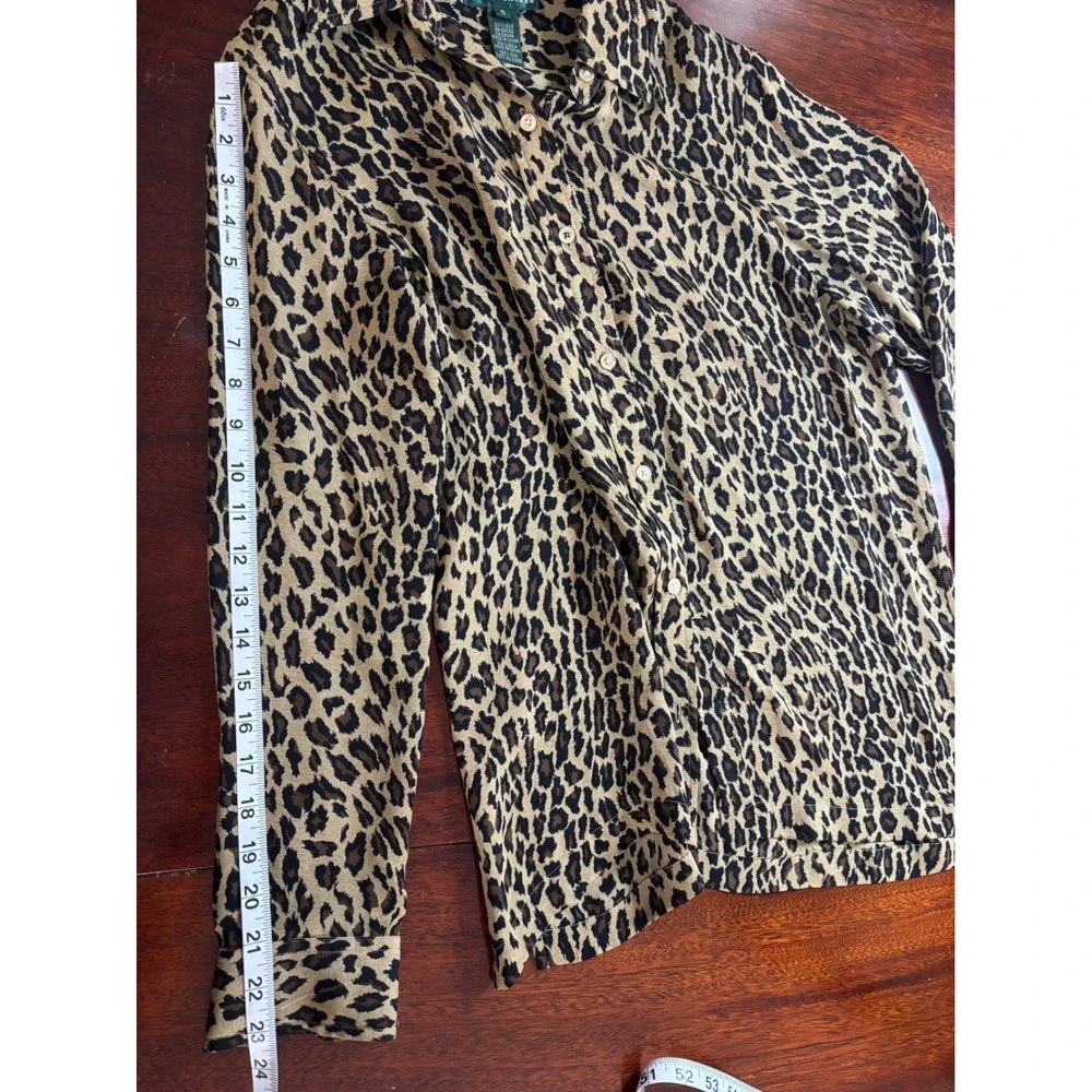 Lauren Ralph Lauren Womens Silk Top S Leopard Print Button Up Luxury Mob Wife